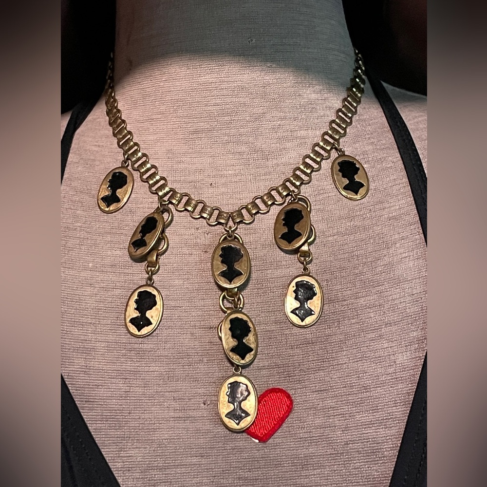 1930s Silhouette Pendant Necklace
